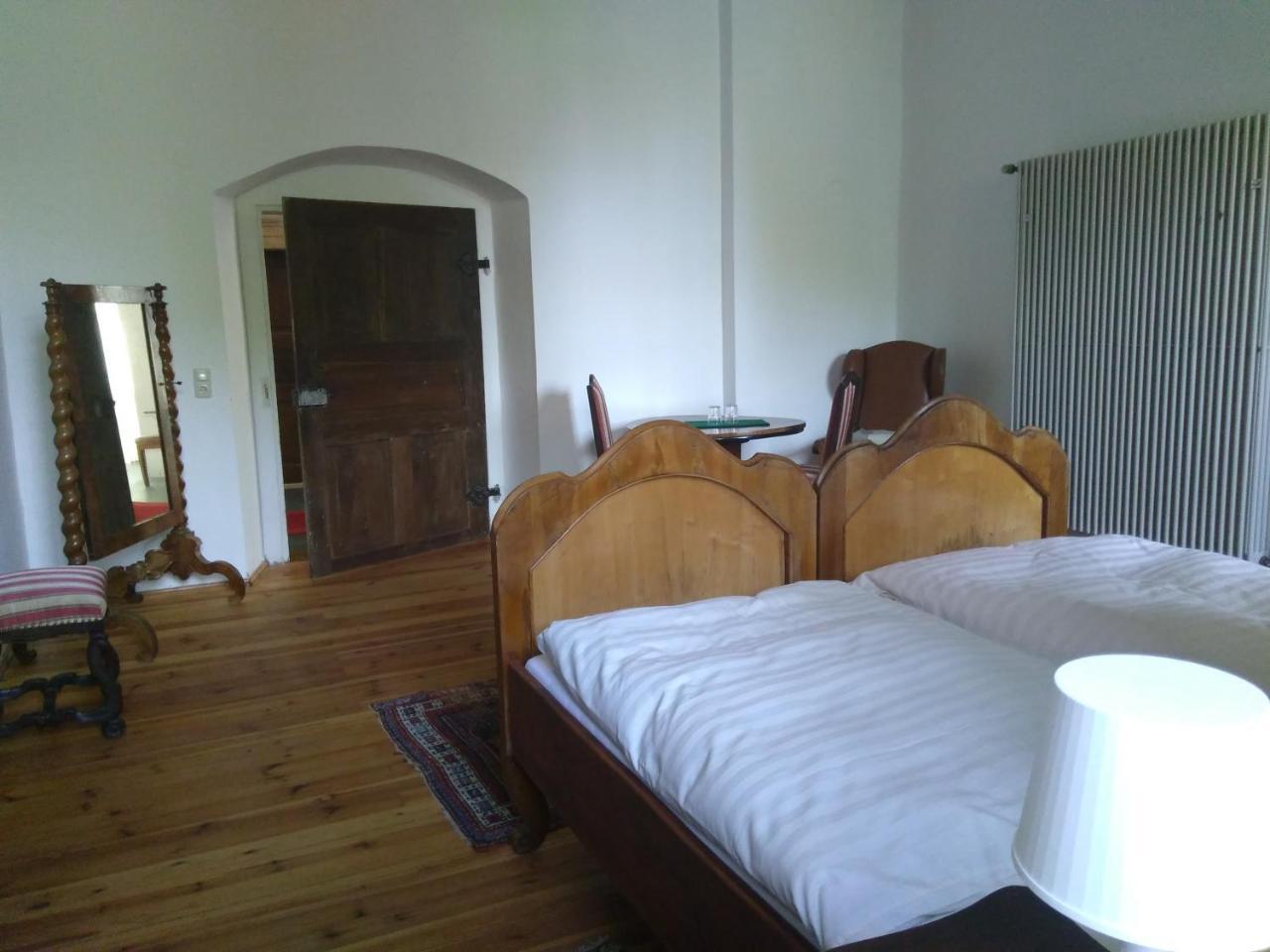 Ferienzimmer Im Schloss Burgpreppach Buitenkant foto